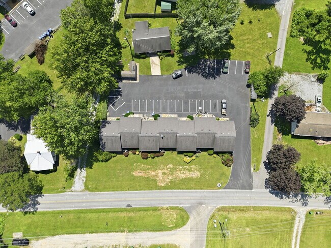 Photo - 3 Country Gardens Dr