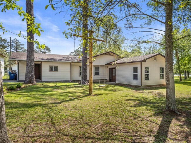 Photo - 615 Morris Rd