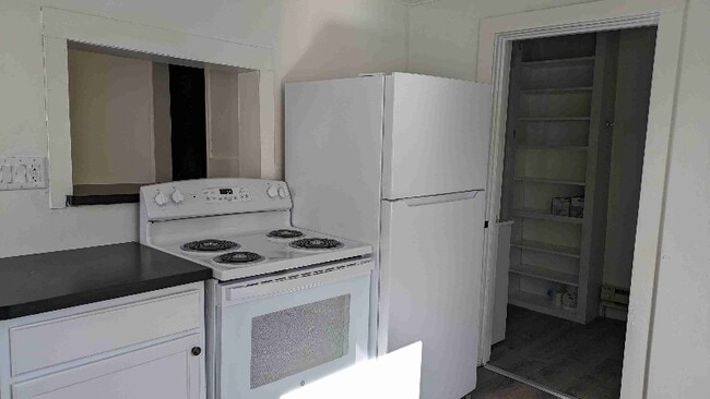 Photo - 1010 4th Ave S