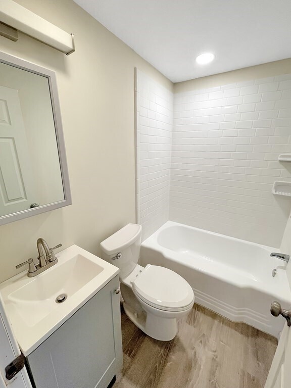 Photo - 32 Harwood St Unit 2