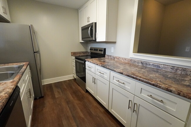 Mossy Creek Apartments