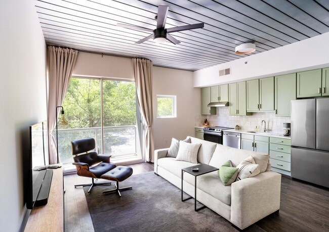 Photo - 620 Glen Iris Dr NE Unit 217