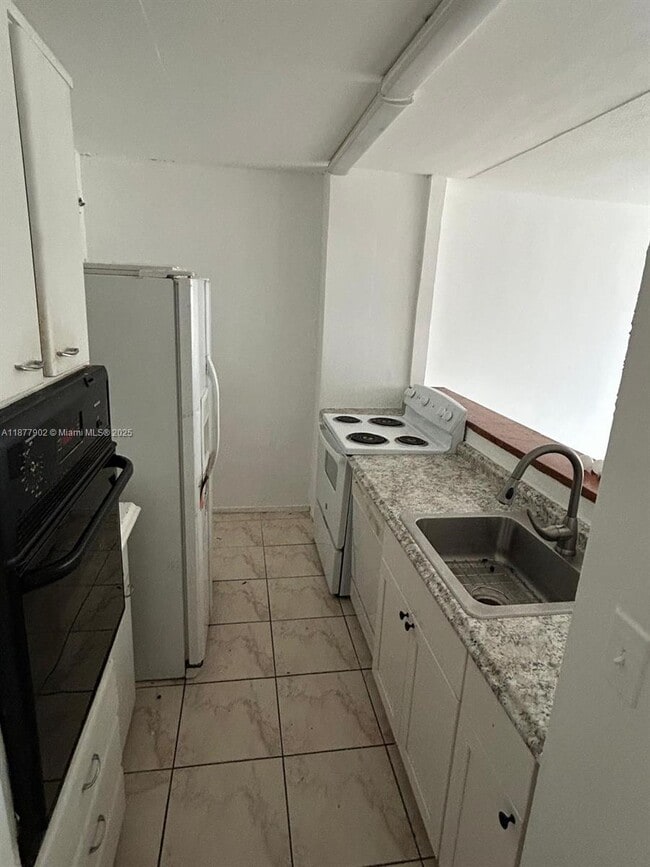 Photo - 7545 E Treasure Dr Unit 4D