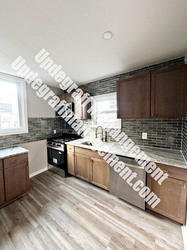 Photo - 174 Milton St