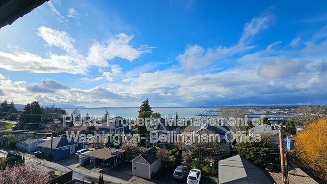 Building Photo - 625 N Garden Unit 302