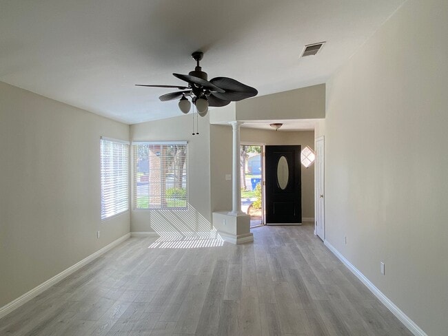 Photo - Adorable Home in NW Bakersfield