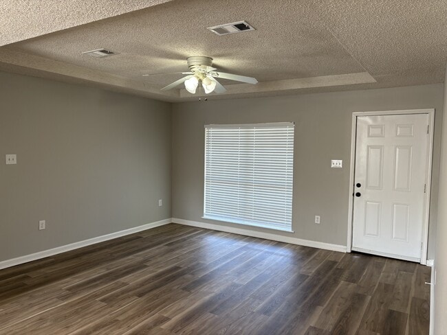 Photo - 8712 Aspen Ct