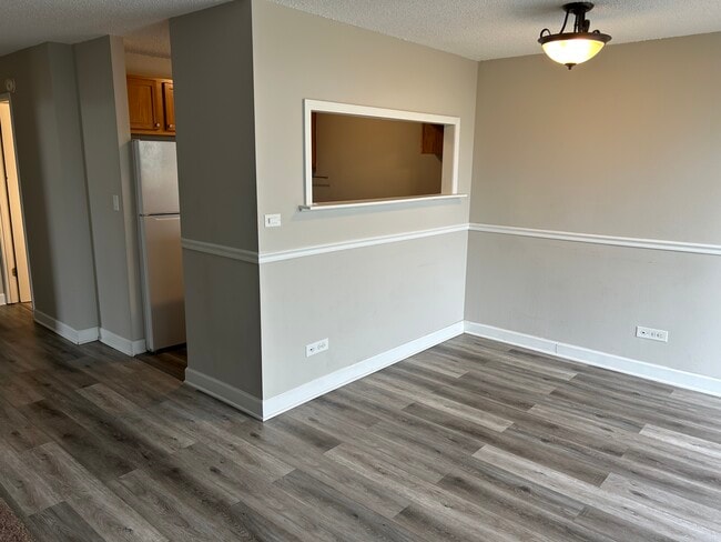 Photo - 1043 S York Rd Unit 301