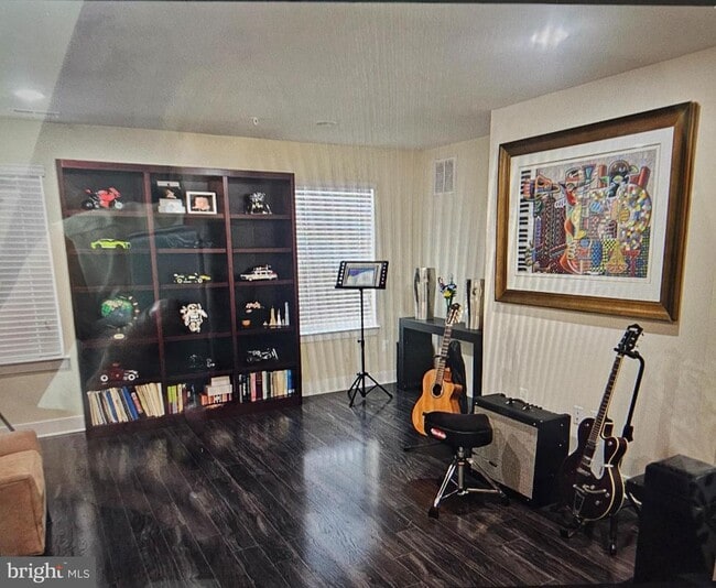 Photo - 22620 Tate St