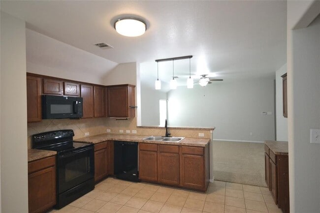 Photo - 228 Falcon Ln