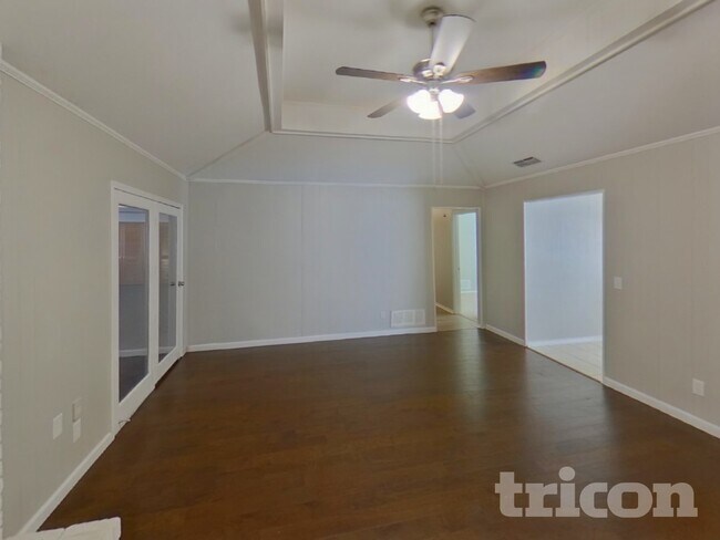 Photo - 600 Spring Willow Dr