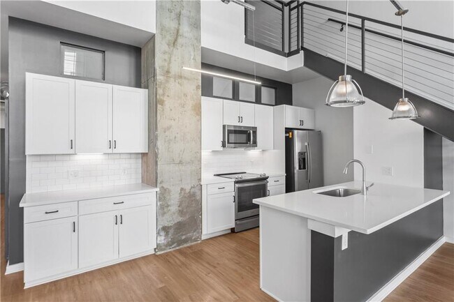 Photo - 230 18th St NW Unidad 11325