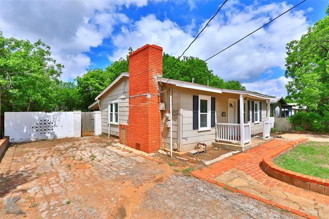 Photo - 942 Sammons St