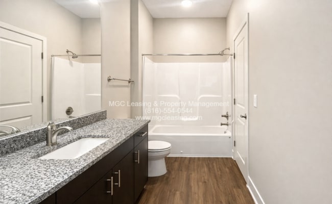 Photo - 1 Bedroom Luxury Apartment in the Northland of KCMO
