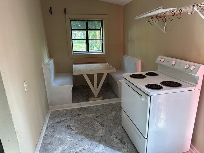 Photo - 9553 Campus Ave Casa