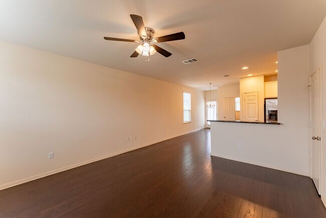 Photo - Stunning 3 bed - 2.5 bath Home in Pflugerville. Don't miss this beautiful home opportunity!