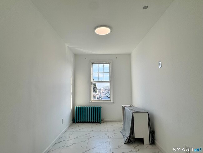 Photo - 41 Young Dixon Way Unidad 2