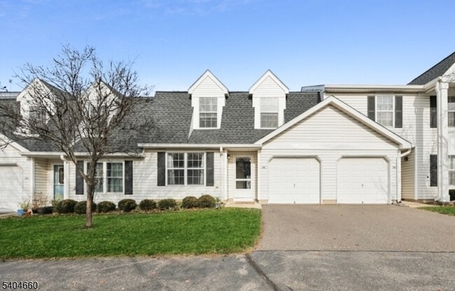 Building Photo - 360 Cotswold Pl