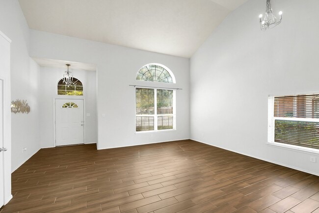 Photo - 307 Gateship Dr