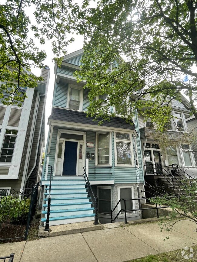 Building Photo - 2841 N Racine Ave Unit 1F Rental