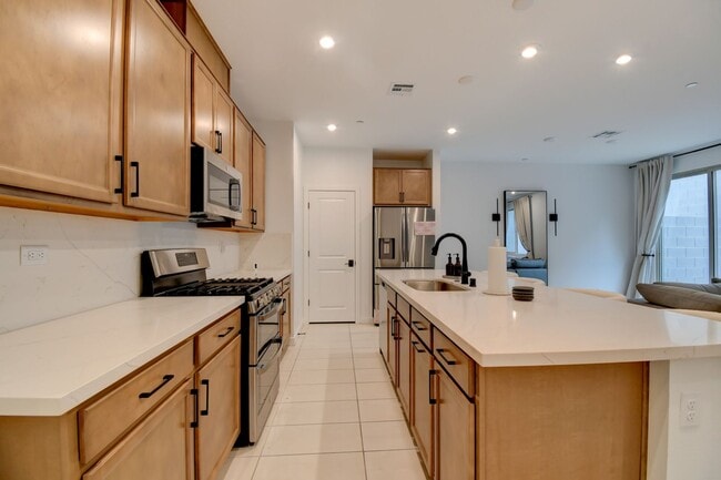 Photo - Stunning and Modern Townhome in Skye Canyon