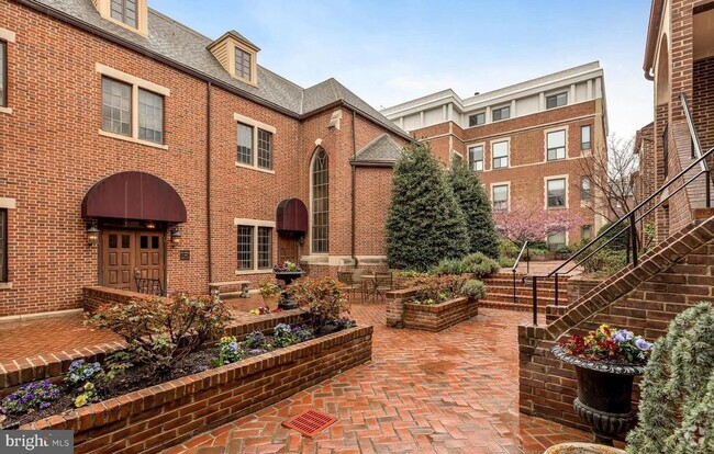 Building Photo - 1715 15th St NW Unit 11 Rental