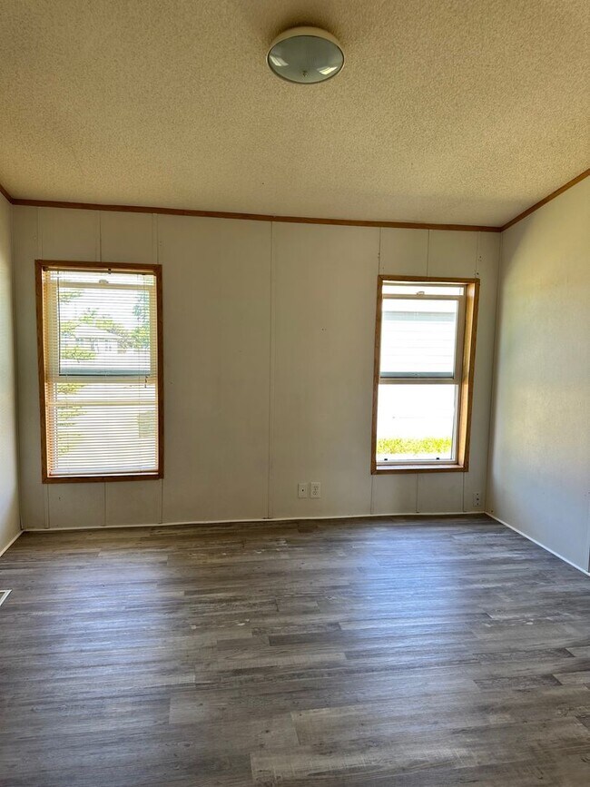 Photo - Centrally Located 3 BD 2 BA Modular Home