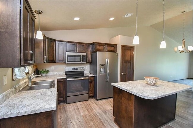 Photo - 2428 E Meadowside Pl