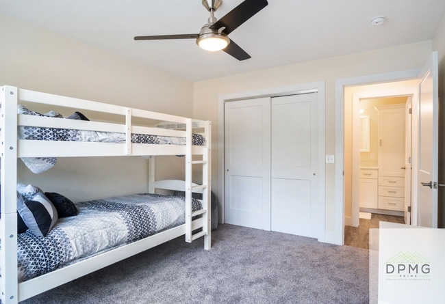 Photo - 414 Haven St