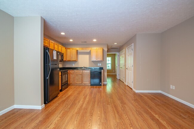 Photo - Penn Crossing