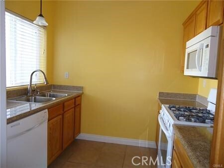 Photo - 1555 Orange Ave