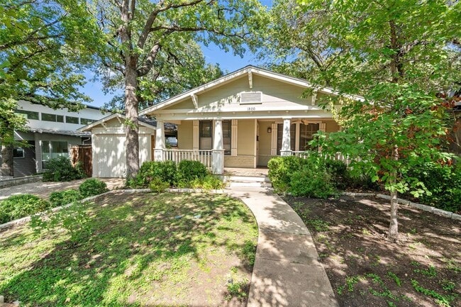 Photo - 1800 Waterston Ave