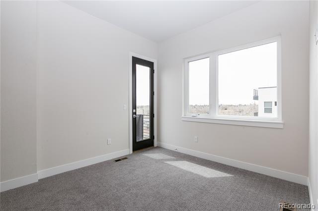 Photo - 1275 Stuart St