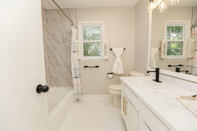 Photo - 3 Springmeadow Ct