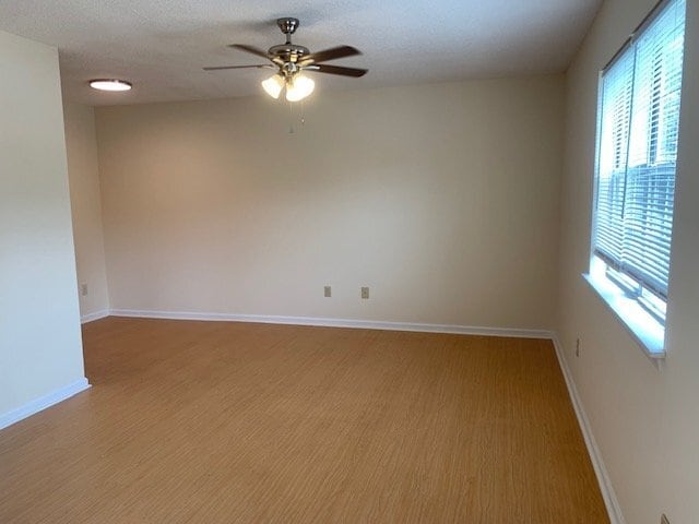 Photo - 2004 Tower Pl Unidad A