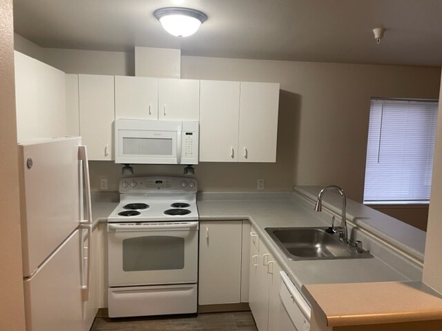 Photo - Woodland Apartments