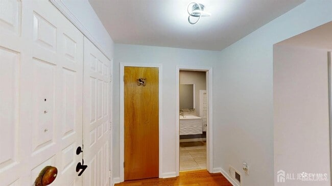 Photo - 157 Willowbrook Dr