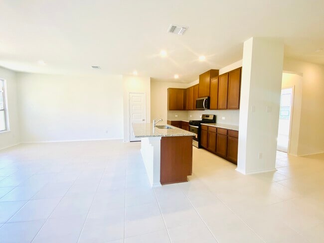 Photo - 1620 River Plateau Dr