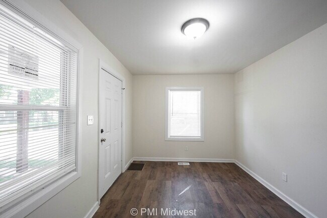 Photo - 512 N Chester Ave