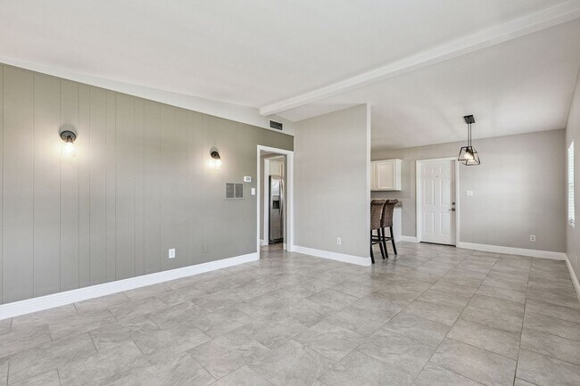 Photo - Modern and Clean Hourglass District Home w/ Fenced Yard