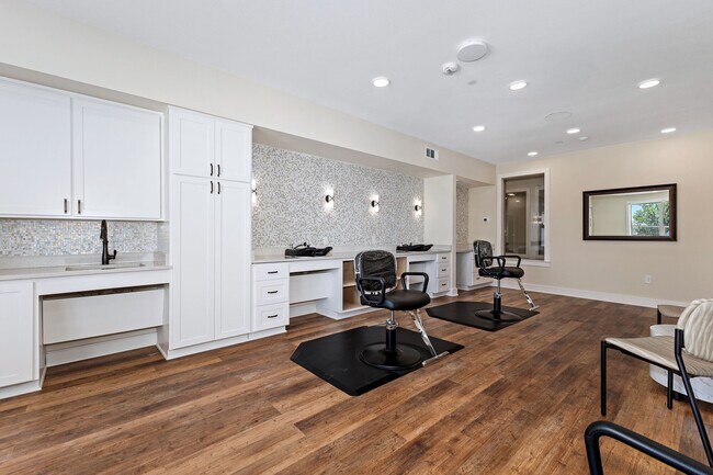 Mariposa Communications Parkway 55+ Apartment Homes