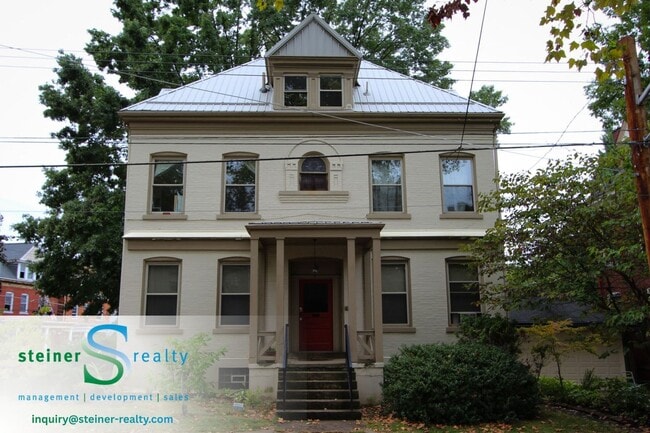 Building Photo - 6024 Jackson St Unit Flr. 3