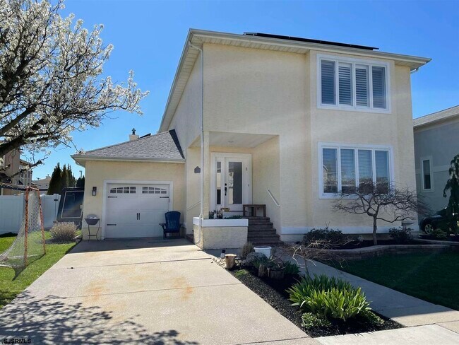 Building Photo - 12 Seaside Ct