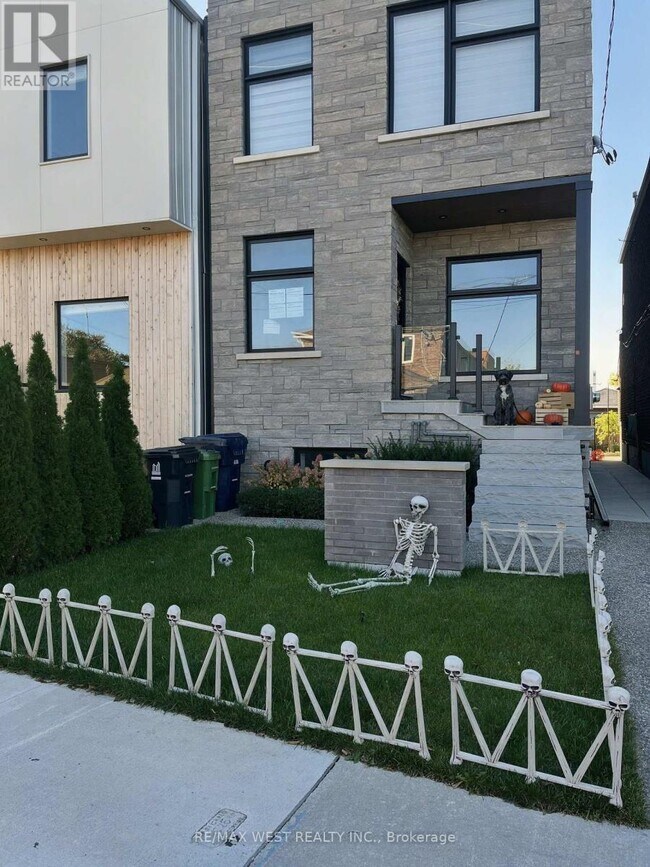 Photo - 93 Hatherley Rd