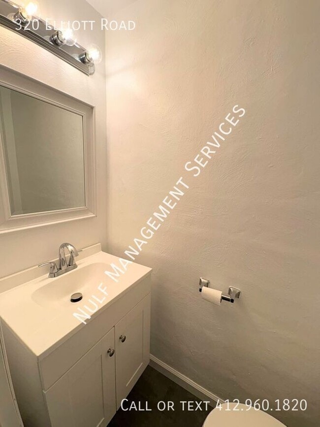 Photo - 320 Elliott Rd