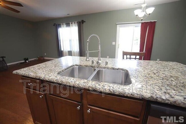 Photo - 8003 McKee Dr