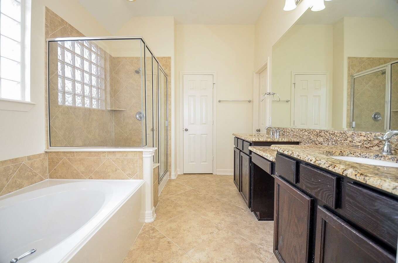 Photo - 6510 Arroyo Springs Ln