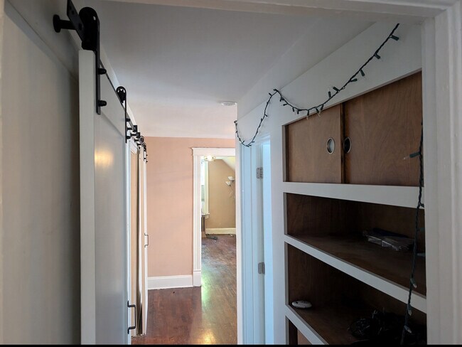 Photo - 1918 N Lawndale Ave