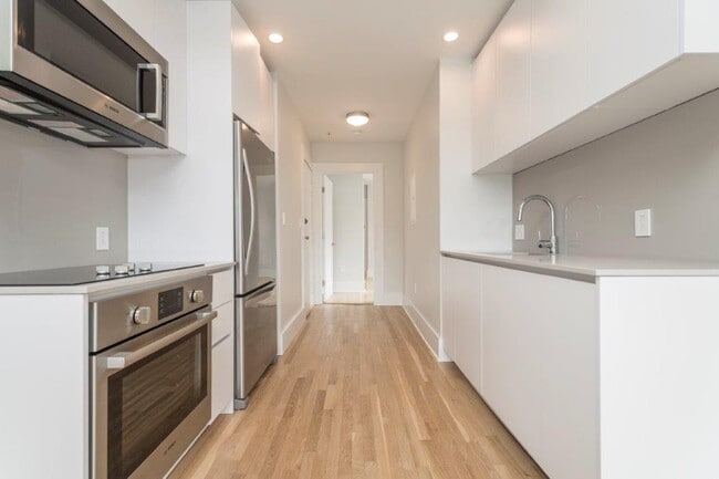Building Photo - 11 Elko St Unit 6 Rental
