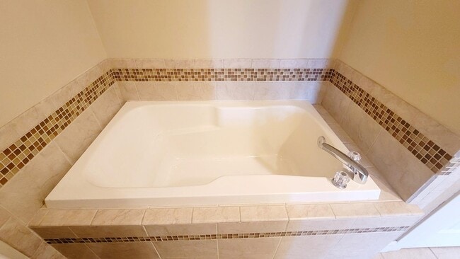 Photo - 1333 W Broad St Unit 514